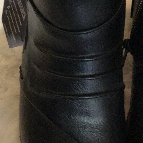 Croft And Barrow Sandtiger Ankle Boots - Picture 10 of 12